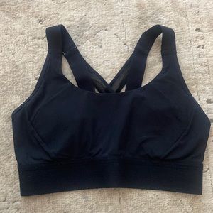 Women’s Lululemon Sports Bra - Size 8